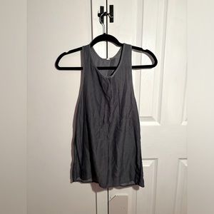 Lululemon open back top